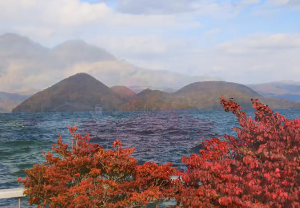 北海道洞爺湖の紅葉の見頃は 混雑状況や駐車場も ツクの日々